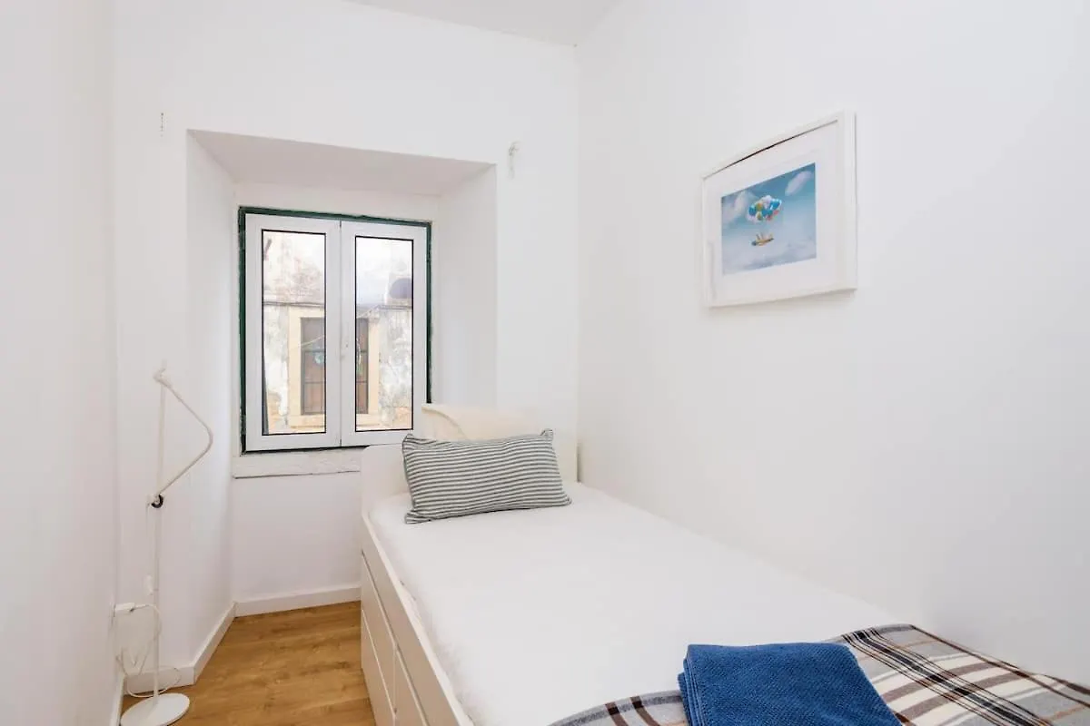 Ola Lisbon - Alfama III Apartment Portugal